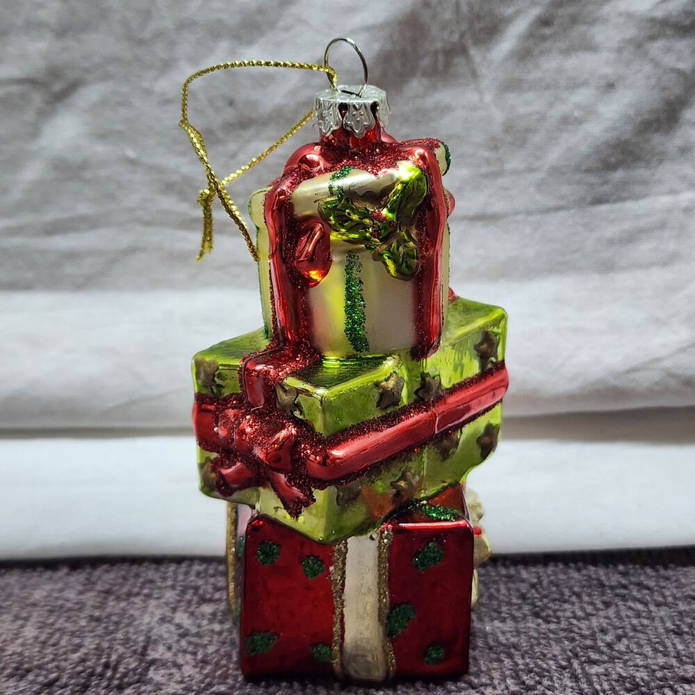 Glass stacked presents Christmas Ornament b34